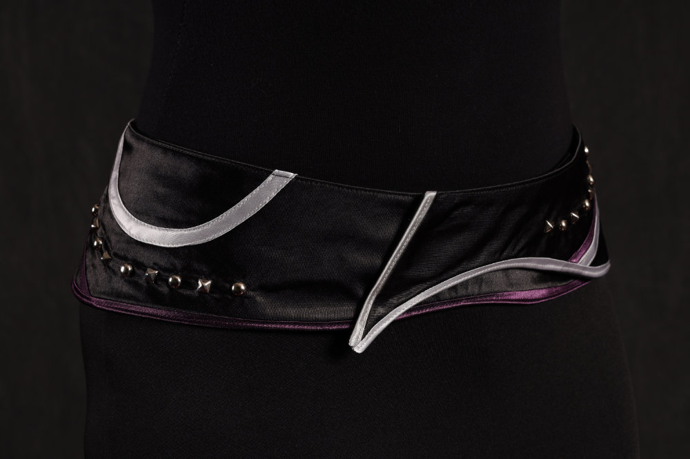 Front view of bellydance belt named Black Metal